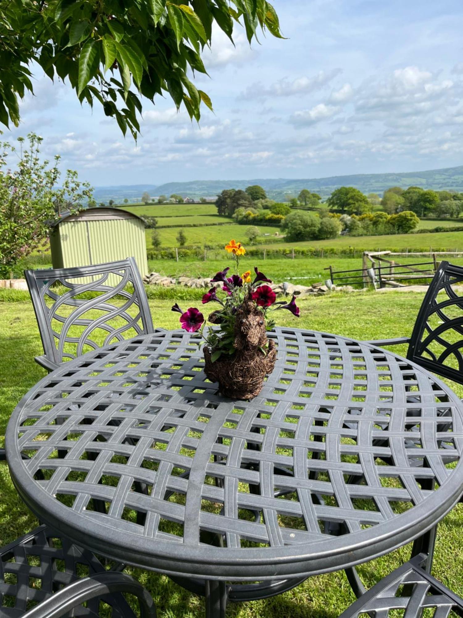 Wye View Lodge, Hay View Lodges Hereford Exterior foto